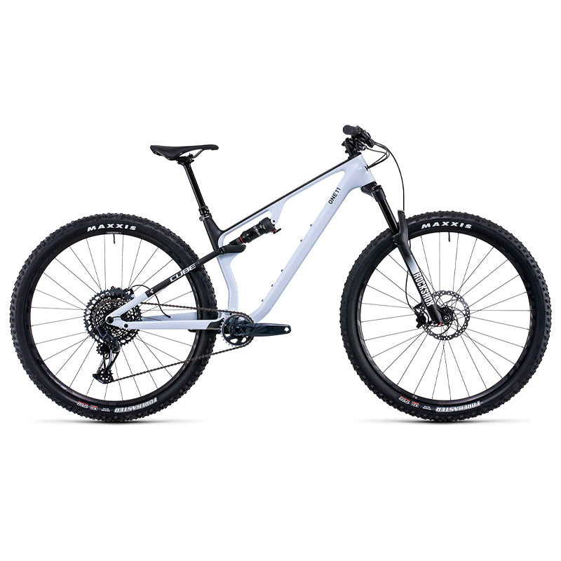 Bicicleta de montaña CUBE AMS ONE11 C:68X Pro Flashwhite'n'Carbon 2022 / RockShox Recon Gold RL Air 100 mm / RockShox Deluxe Select+
